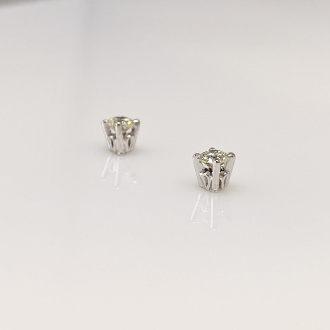 14K WHITE .21 CARAT TOTAL WEIGHT SI1 I DIAMOND ROUND (2) ESTATE STUD EARRINGS 0.5 GRAMS