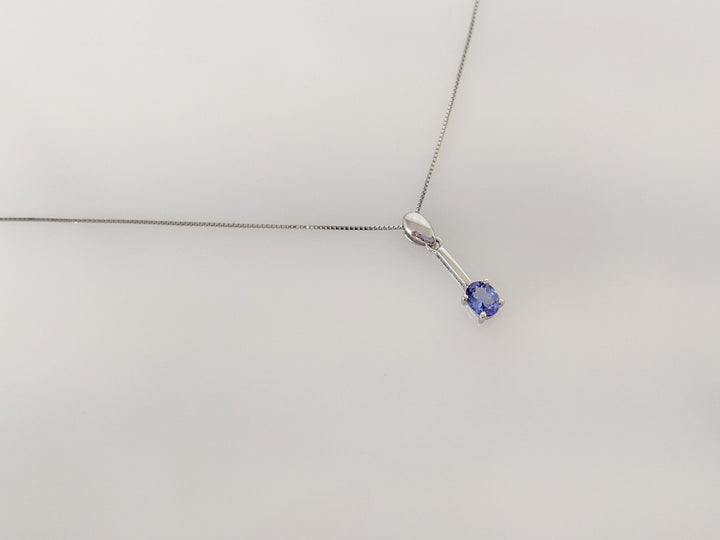 14K WHITE IOLITE OVAL 4X5 DROP ESTATE PENDANT & CHAIN 1.6 GRAMS