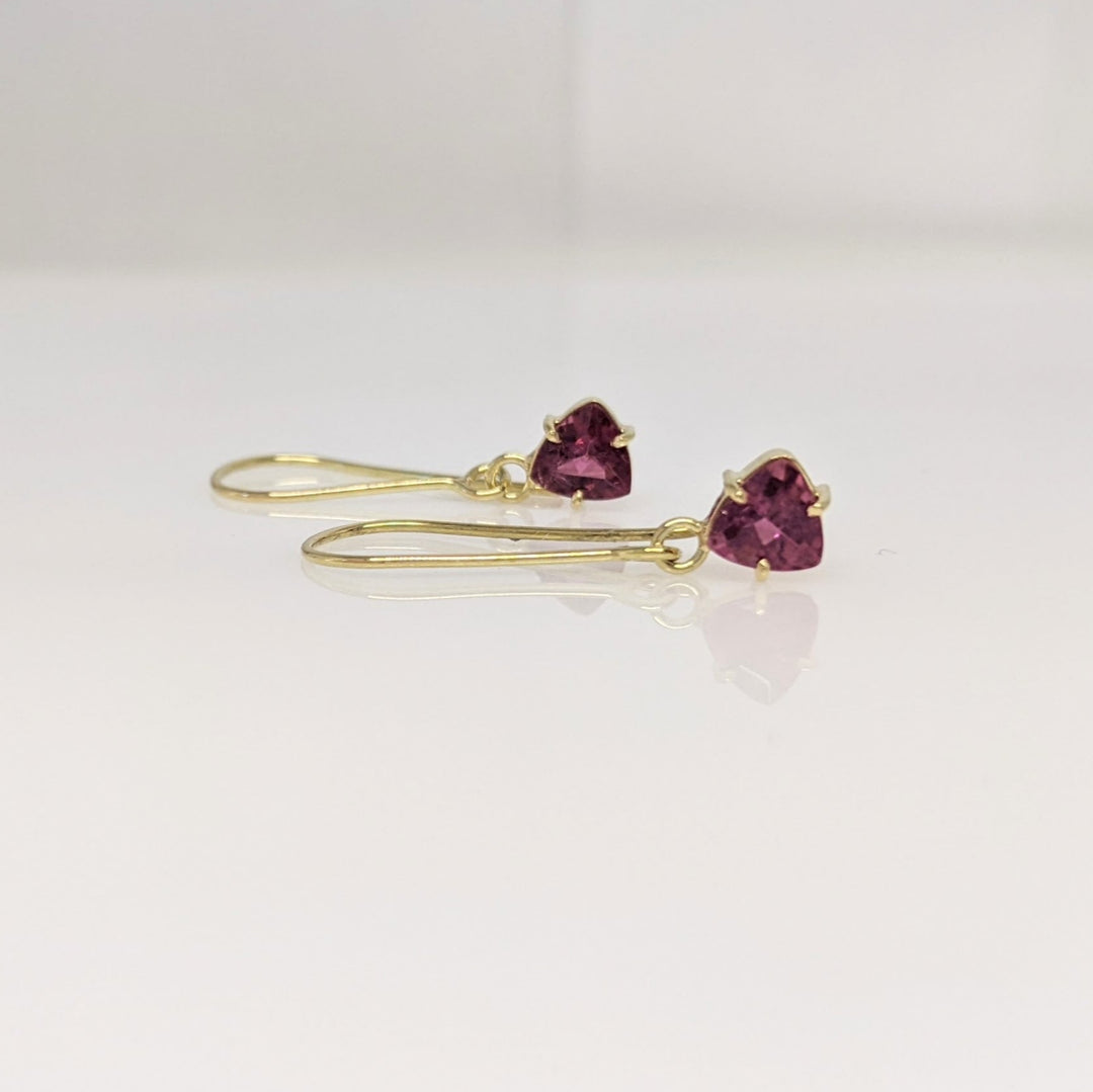 18K PINK TOURMALINE TRILLION 5.5MM DANGLE ESTATE EARRINGS 0.9 GRAMS