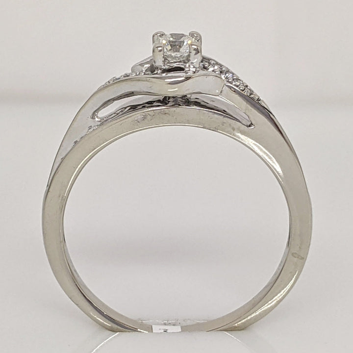 10K WHITE .41 CARAT TOTAL WEIGHT I1 H DIAMOND ROUND (17) BYPASS ESTATE RING 2.8 GRAMS