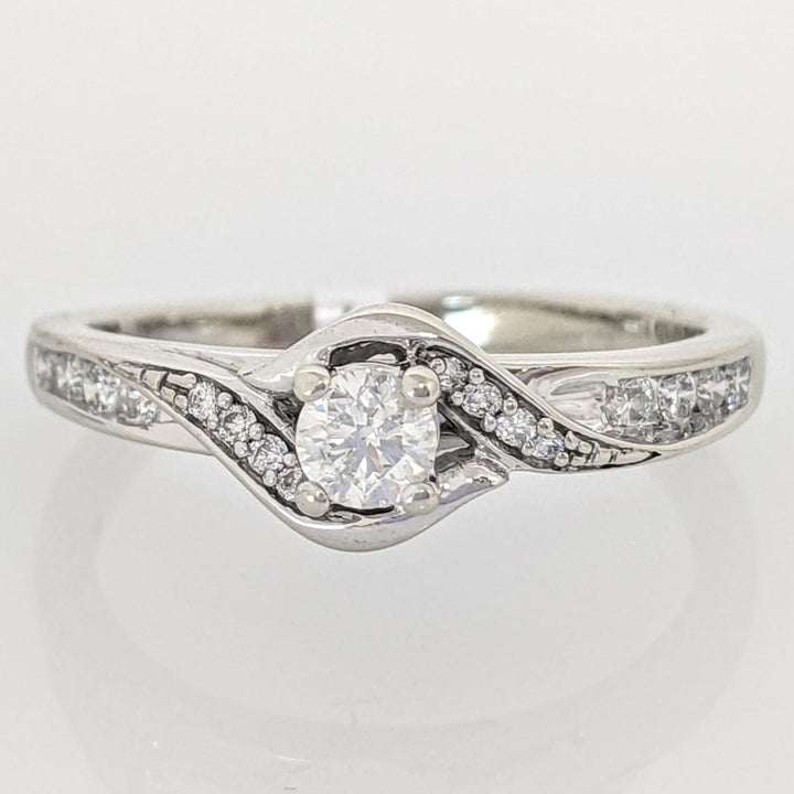 10K WHITE .41 CARAT TOTAL WEIGHT I1 H DIAMOND ROUND (17) BYPASS ESTATE RING 2.8 GRAMS