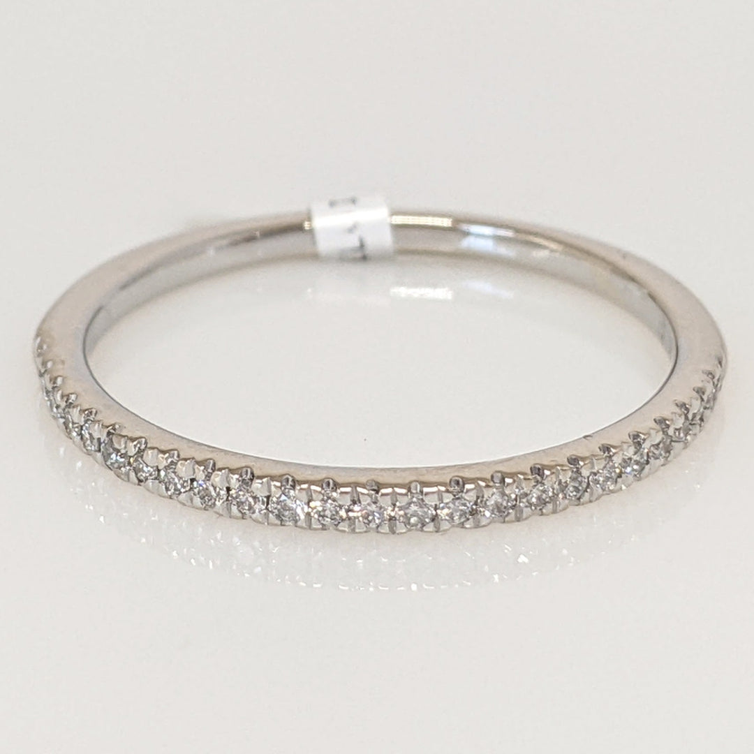14K WHITE .13 CARAT TOTAL WEIGHT SI1 I DIAMOND ROUND (25) ESTATE PRONG BAND 1.4 GRAMS