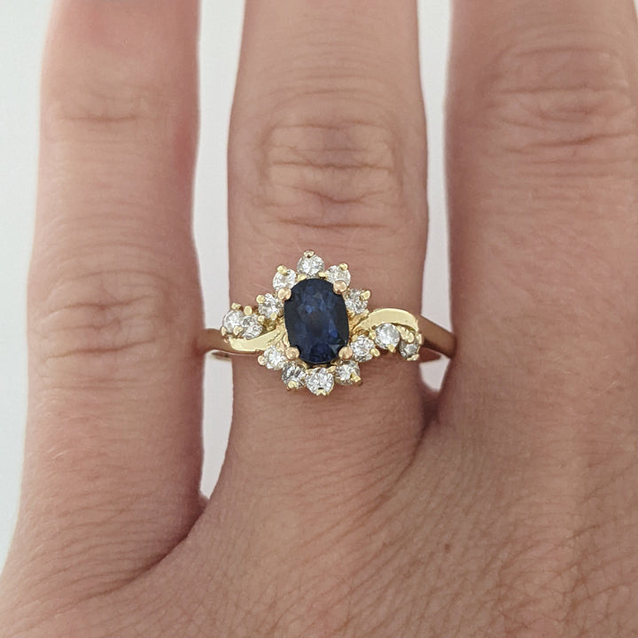 14K SAPPHIRE OVAL 4X6 WITH .35 CARAT TOTAL WEIGHT (14) ROUND ESTATE RING 3.1 GRAMS