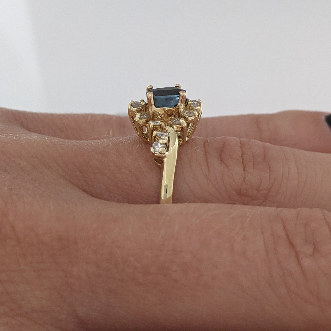 14K SAPPHIRE OVAL 4X6 WITH .35 CARAT TOTAL WEIGHT (14) ROUND ESTATE RING 3.1 GRAMS