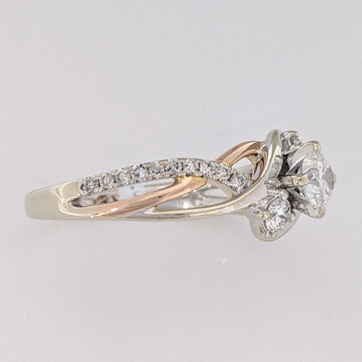 14K TWO TONE .53 CARAT TOTAL WEIGHT I1 G DIAMOND ROUND (23) BYPASS TRINITY ESTATE RING 3.7 GRAMS