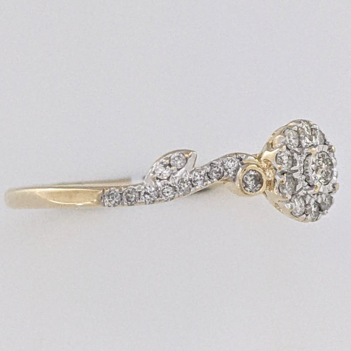 14K .25 CARAT TOTAL WEIGHT I1 H DIAMOND ROUND (33) ESTATE HALO RING 2.0 GRAMS