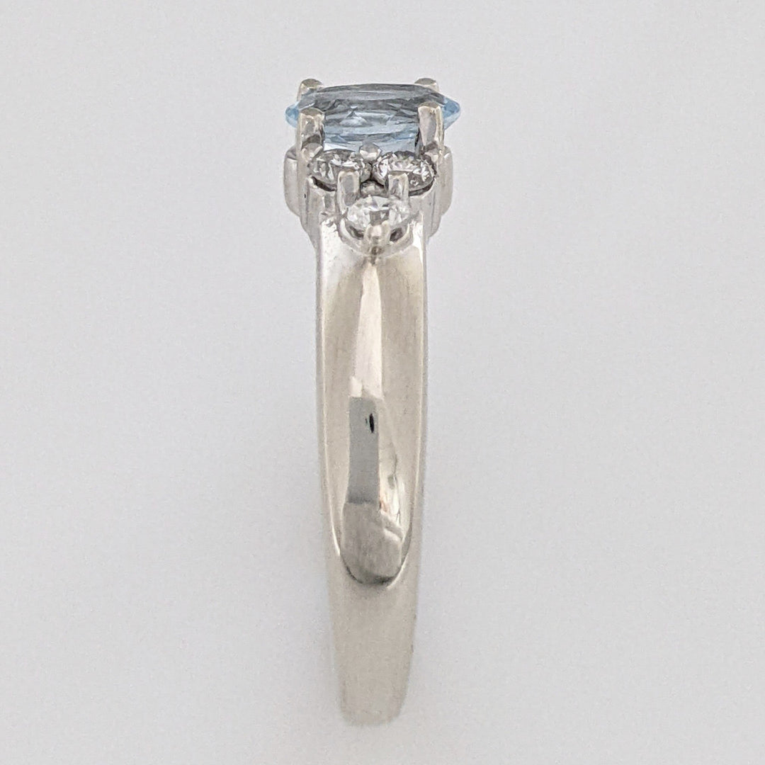 14K WHITE AQUAMARINE OVAL 4X6 WITH .18 DIAMOND TOTAL WEIGHT (6) ROUND ESTATE RING 3.1 GRAMS