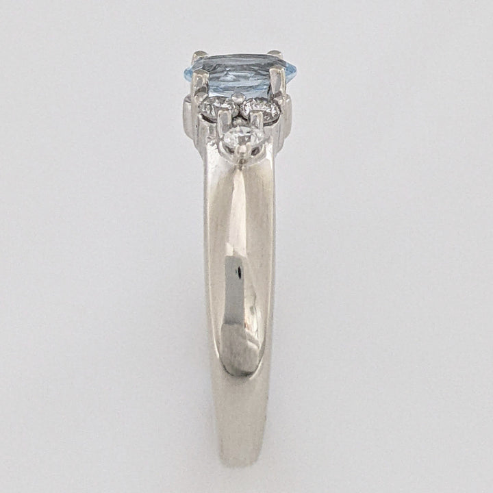 14K WHITE AQUAMARINE OVAL 4X6 WITH .18 DIAMOND TOTAL WEIGHT (6) ROUND ESTATE RING 3.1 GRAMS