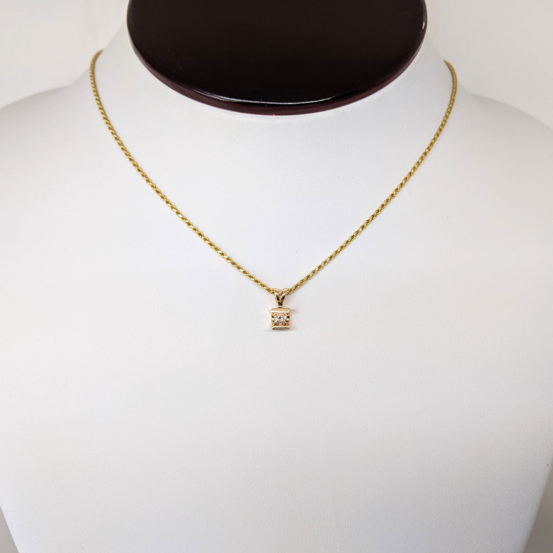 14K .10 CARAT TOTAL DIAMOND ROUND BAR SET ESTATE PENDANT & CHAIN 3.7 GRAMS
