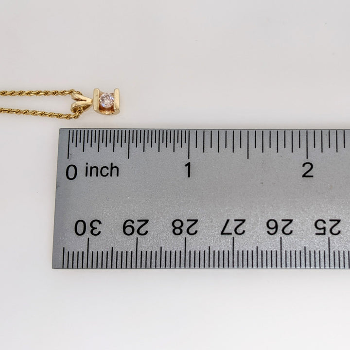 14K .10 CARAT TOTAL DIAMOND ROUND BAR SET ESTATE PENDANT & CHAIN 3.7 GRAMS