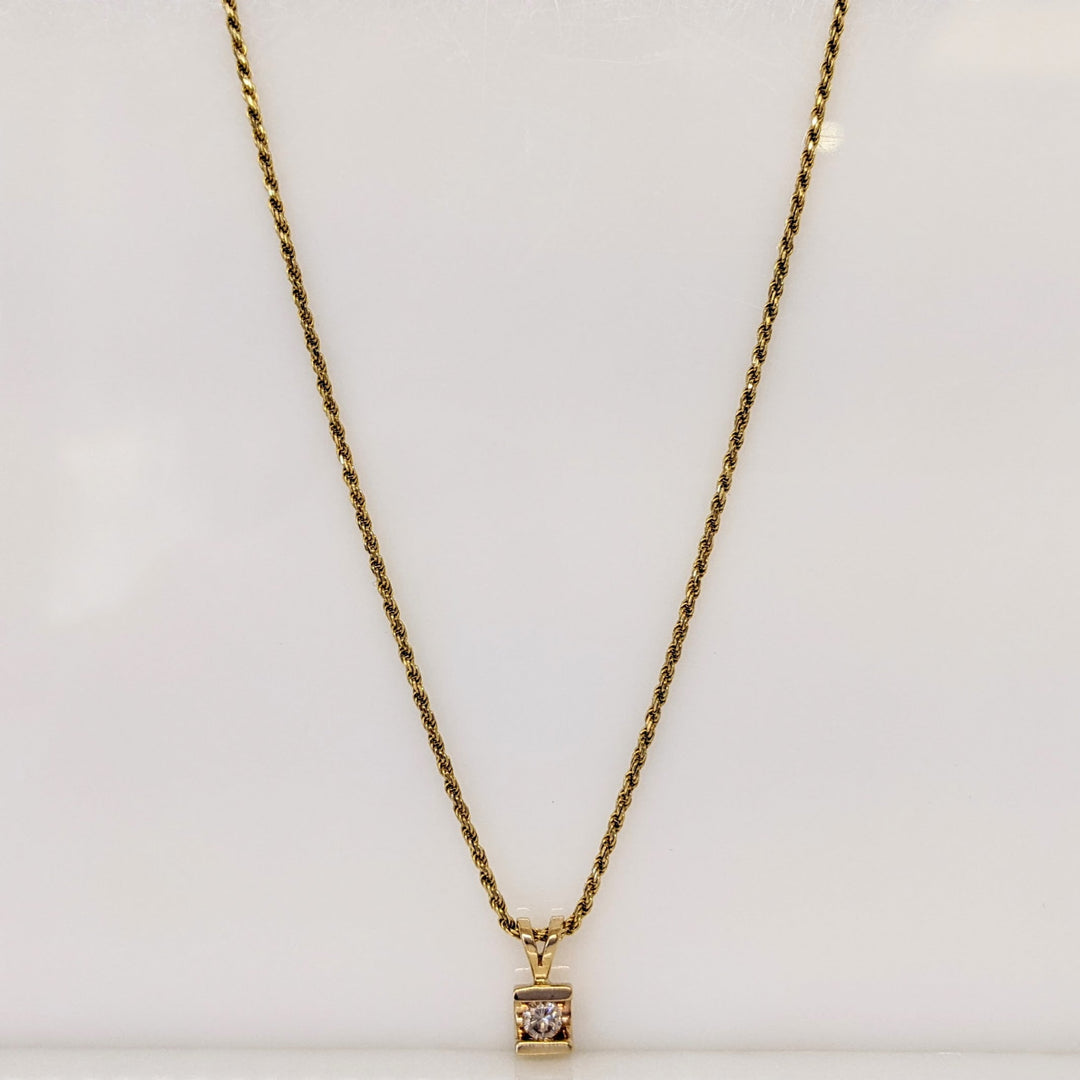 14K .10 CARAT TOTAL DIAMOND ROUND BAR SET ESTATE PENDANT & CHAIN 3.7 GRAMS