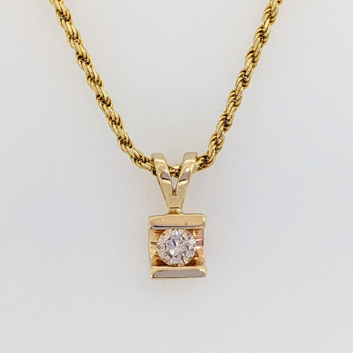 14K .10 CARAT TOTAL DIAMOND ROUND BAR SET ESTATE PENDANT & CHAIN 3.7 GRAMS