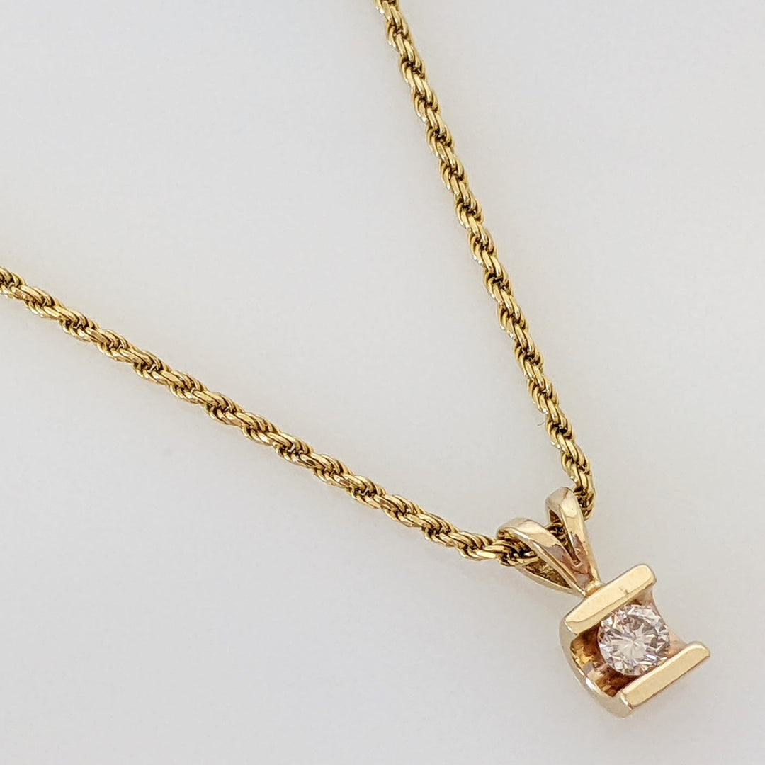 14K .10 CARAT TOTAL DIAMOND ROUND BAR SET ESTATE PENDANT & CHAIN 3.7 GRAMS