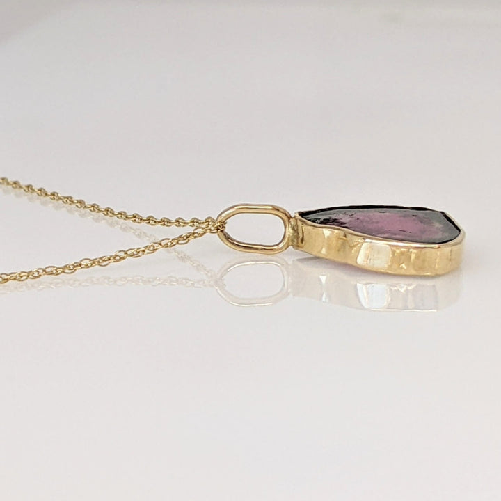 14K WATERMELON TOURMALINE FREE FORM ESTATE PENDANT & CHAIN 2.0 GRAMS