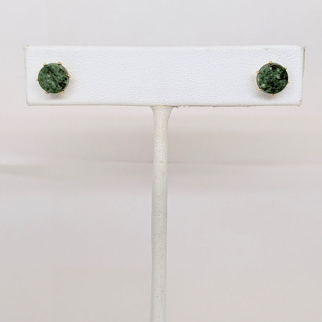 14K JADE ROUND 7MM STUD ESTATE EARRINGS 1.3 GRAMS
