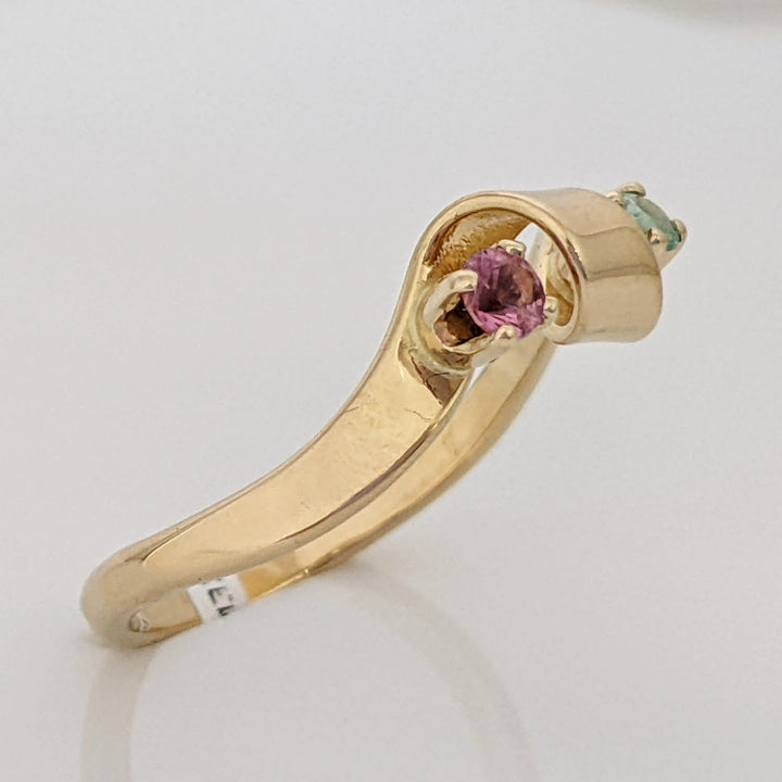 14K PINK/ GREEN TOURMALINE 2.7MM ROUND WAVY ESTATE BAND 2.6 GRAMS