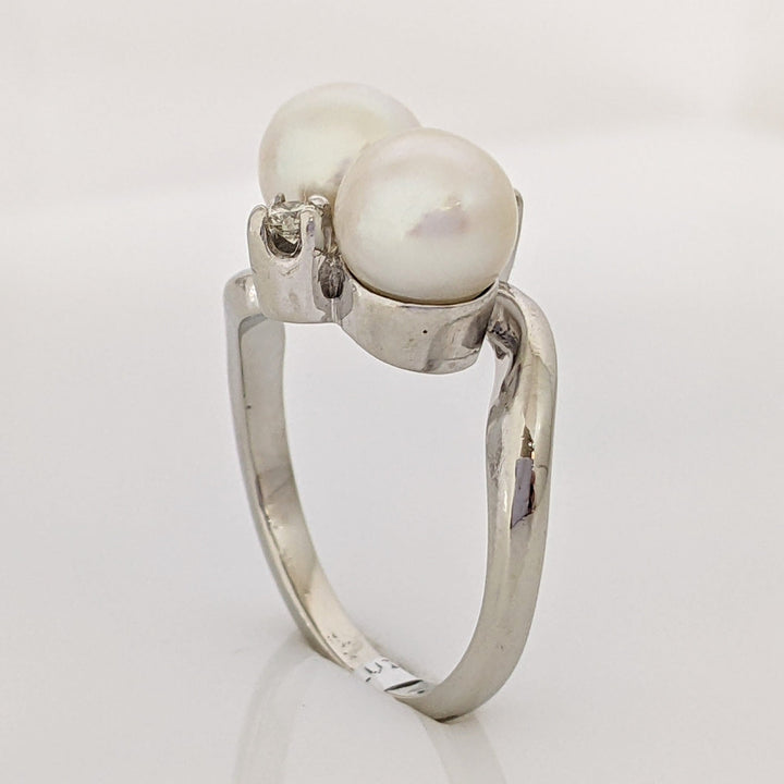 14K WHITE PEARL ROUND 7MM (2) WITH (2) MELEE BYPASS ESTATE RING 4.8 GRAMS