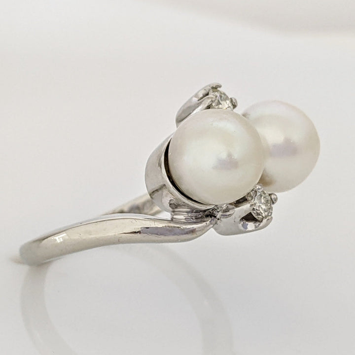14K WHITE PEARL ROUND 7MM (2) WITH (2) MELEE BYPASS ESTATE RING 4.8 GRAMS