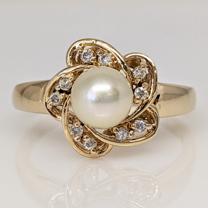 14K PEARL ROUND 5.9MM WITH (10) MELEE TWIST TOP ESTATE RING 3.1 GRAMS