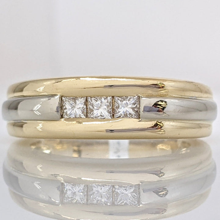 14K TWO-TONE .30 CARAT TOTAL WEIGHT SI2 G DIAMOND PRINCESS CUT (3) ESTATE CHANNEL BAND