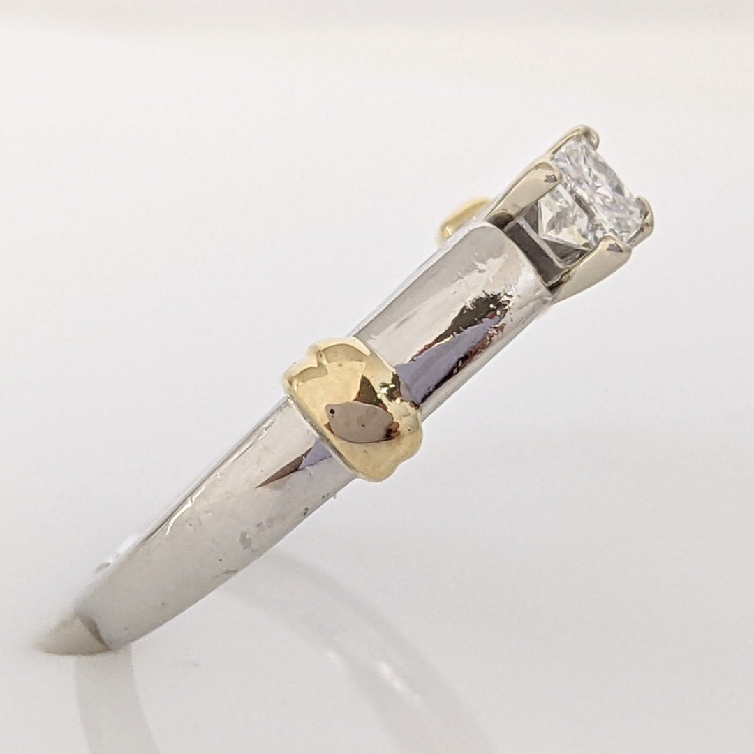 PLATINUM/14K .24 CARAT TOTAL I1 F DIAMOND PRINCESS CUT ESTATE RING 4.5 GRAMS