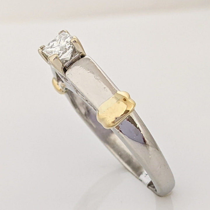PLATINUM/14K .24 CARAT TOTAL I1 F DIAMOND PRINCESS CUT ESTATE RING 4.5 GRAMS