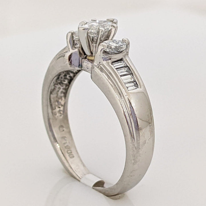 PLATINUM 1.06 CARAT TOTAL WEIGHT SI2 G-H MARQUISE DIAMOND WITH (12) BAGUETTE ESTATE RING 6.4 GRAMS