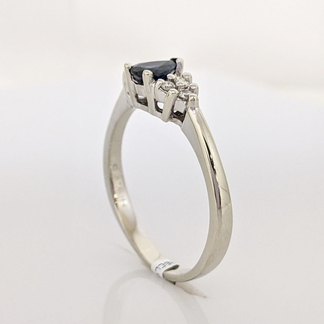 14K WHITE SAPPHIRE PEAR 4X5 WITH (6) MELEE ESTATE RING 3.5 GRAMS
