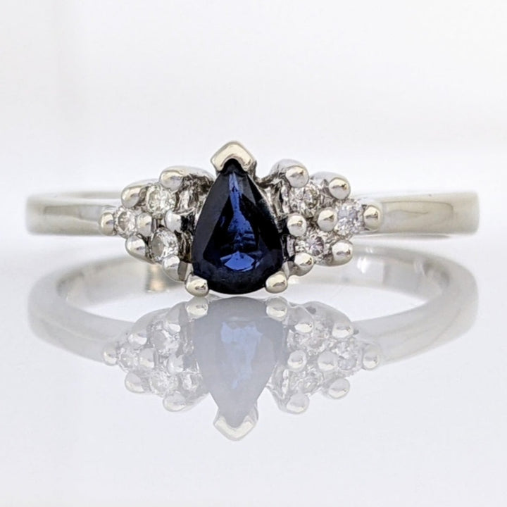 14K WHITE SAPPHIRE PEAR 4X5 WITH (6) MELEE ESTATE RING 3.5 GRAMS