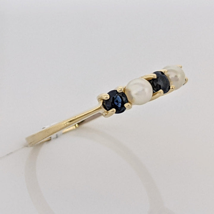 18K SAPPHIRE ROUND (3) 3MM WITH (2) PEARL 3MM ESTATE TIFFANY BAND 1.6 GRAMS