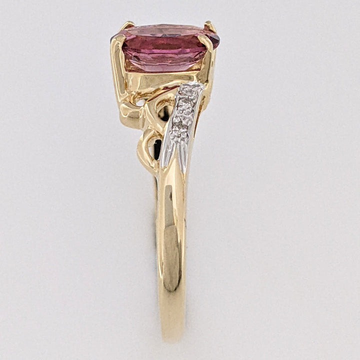 14K PINK TOURMALINE OVAL 6X8 WITH (4) MELEE ESTATE RING 2.1 GRAMS