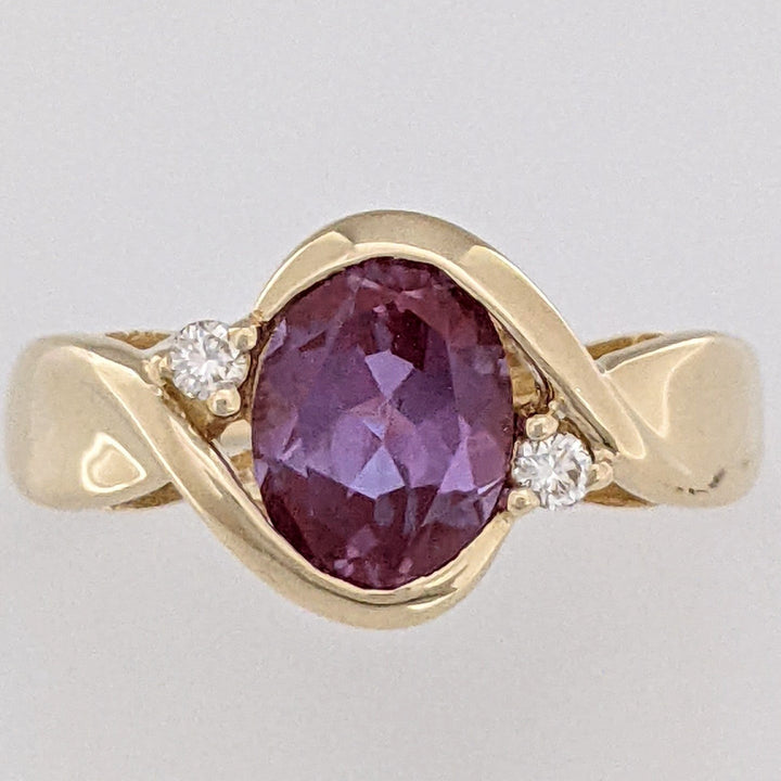 14K CHATHAM ALEXANDRITE OVAL 6X8 WITH (2) MELEE ESTATE BEZEL RING 3.7 GRAMS