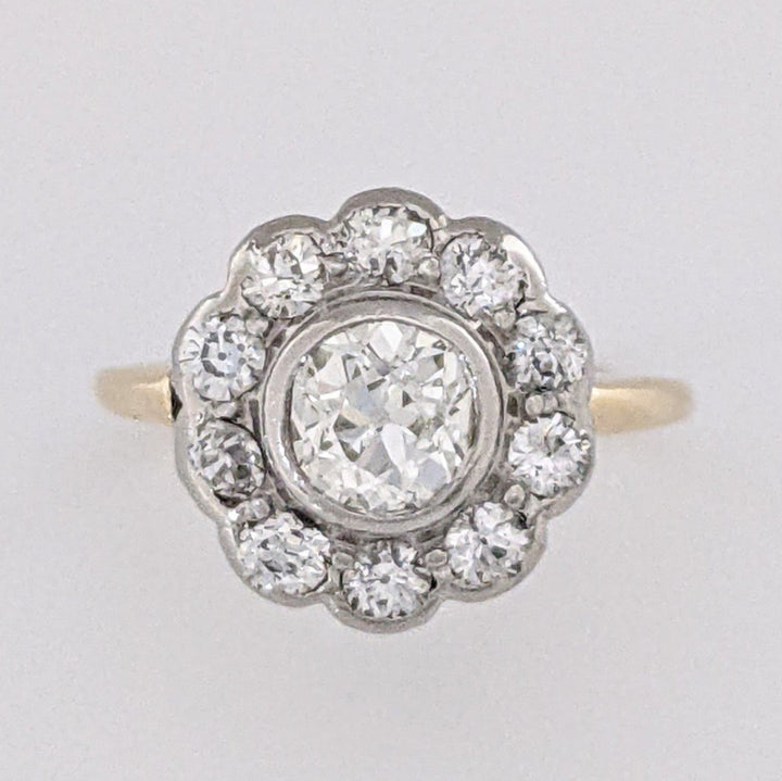 14K .85 CARAT TOTAL WEIGHT VS2 I DIAMOND ROUND (11) BEZEL FLORAL ESTATE RING 2.3 GRAMS