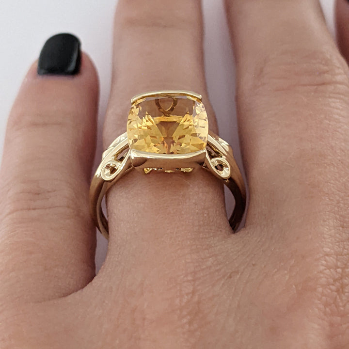 10K CITRINE CUSHION CUT 10X12 HALF-BEZEL ESTATE RING 3.2 GRAMS