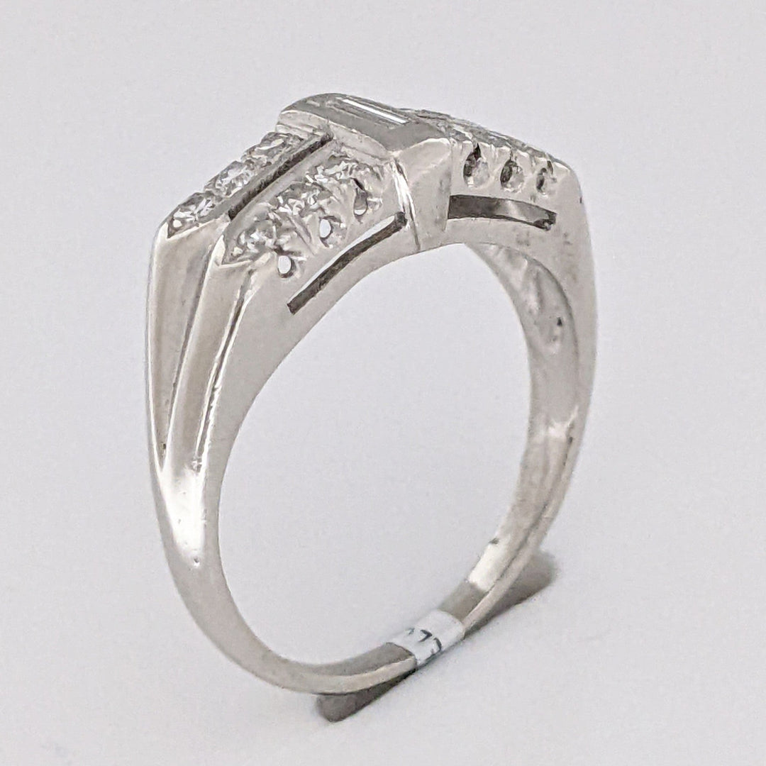 PLATINUM DIAMOND ROUND (12) TWO-ROW SINGLE-CUT ESTATE BAND 5.1 GRAMS