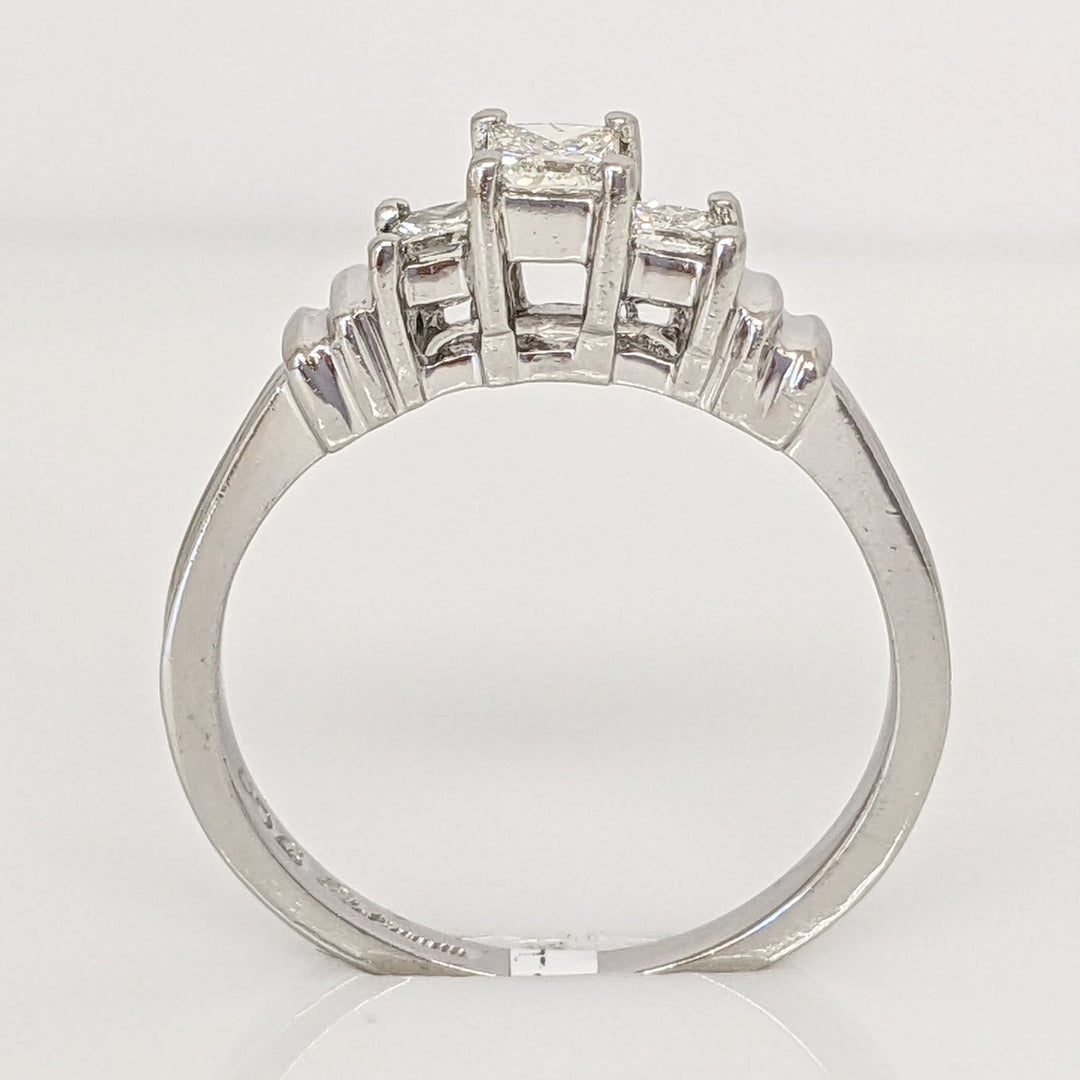 PLATINUM .40 CARAT TOTAL WEIGHT VS2 G DIAMOND PRINCESS CUT (3) TRINITY ESTATE RING 5.3 GRAMS