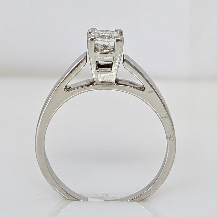 PLATINUM .45 CARAT TOTAL I1 H DIAMOND PRINCESS CUT RAISED SHANK SOLITAIRE ESTATE RING 5.1 GRAMS