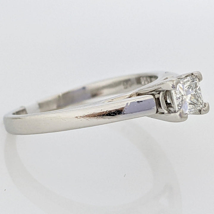 PLATINUM .45 CARAT TOTAL I1 H DIAMOND PRINCESS CUT RAISED SHANK SOLITAIRE ESTATE RING 5.1 GRAMS