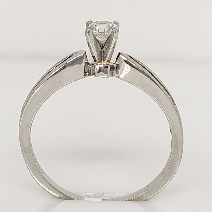 PLATINUM .29 CARAT TOTAL WEIGHT I1 H DIAMOND ROUND (9) ESTATE RING 3.7 GRAMS