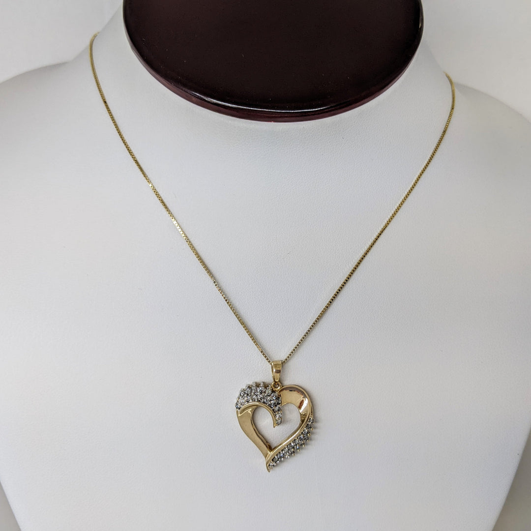 14K .56 CARAT TOTAL WEIGHT I1 H DIAMOND ROUND (32) ESTATE HEART PENDANT & CHAIN 6.4 GRAMS