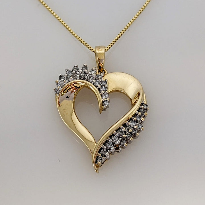 14K .56 CARAT TOTAL WEIGHT I1 H DIAMOND ROUND (32) ESTATE HEART PENDANT & CHAIN 6.4 GRAMS
