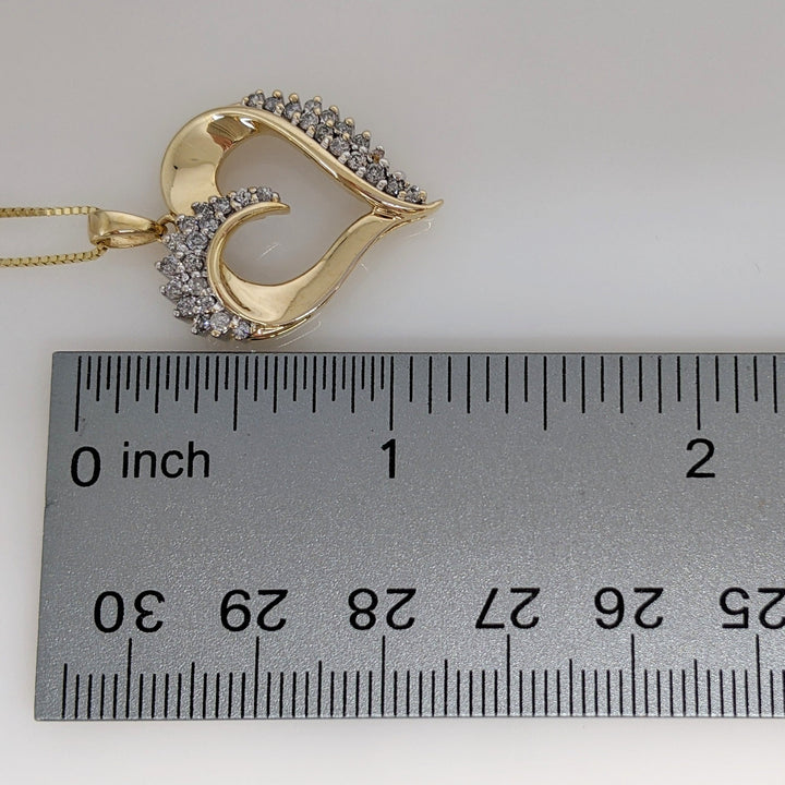 14K .56 CARAT TOTAL WEIGHT I1 H DIAMOND ROUND (32) ESTATE HEART PENDANT & CHAIN 6.4 GRAMS