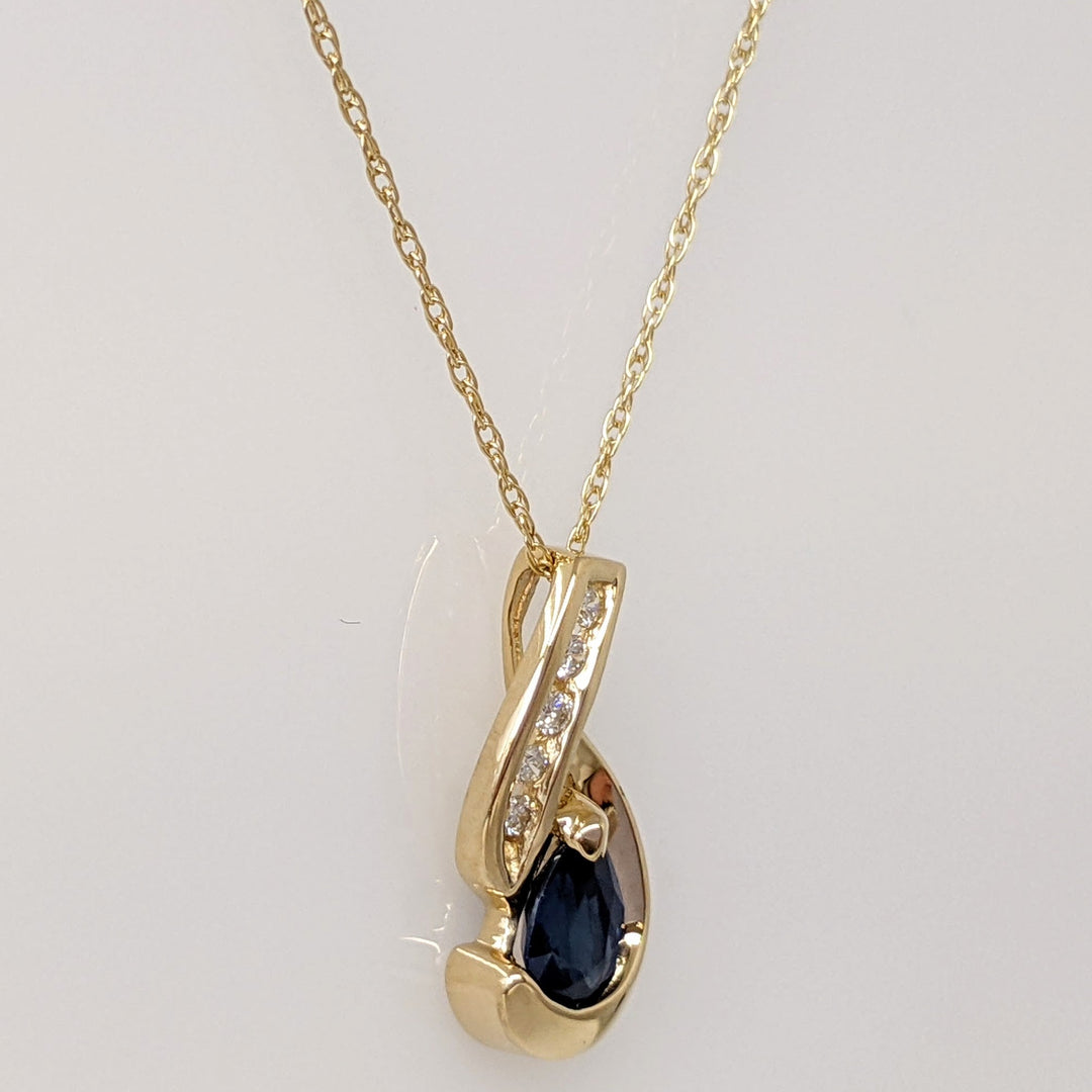 14K SAPPHIRE PEAR 3.4X4.2 WITH (5) MELEE ESTATE PENDANT & CHAIN 1.6 GRAMS
