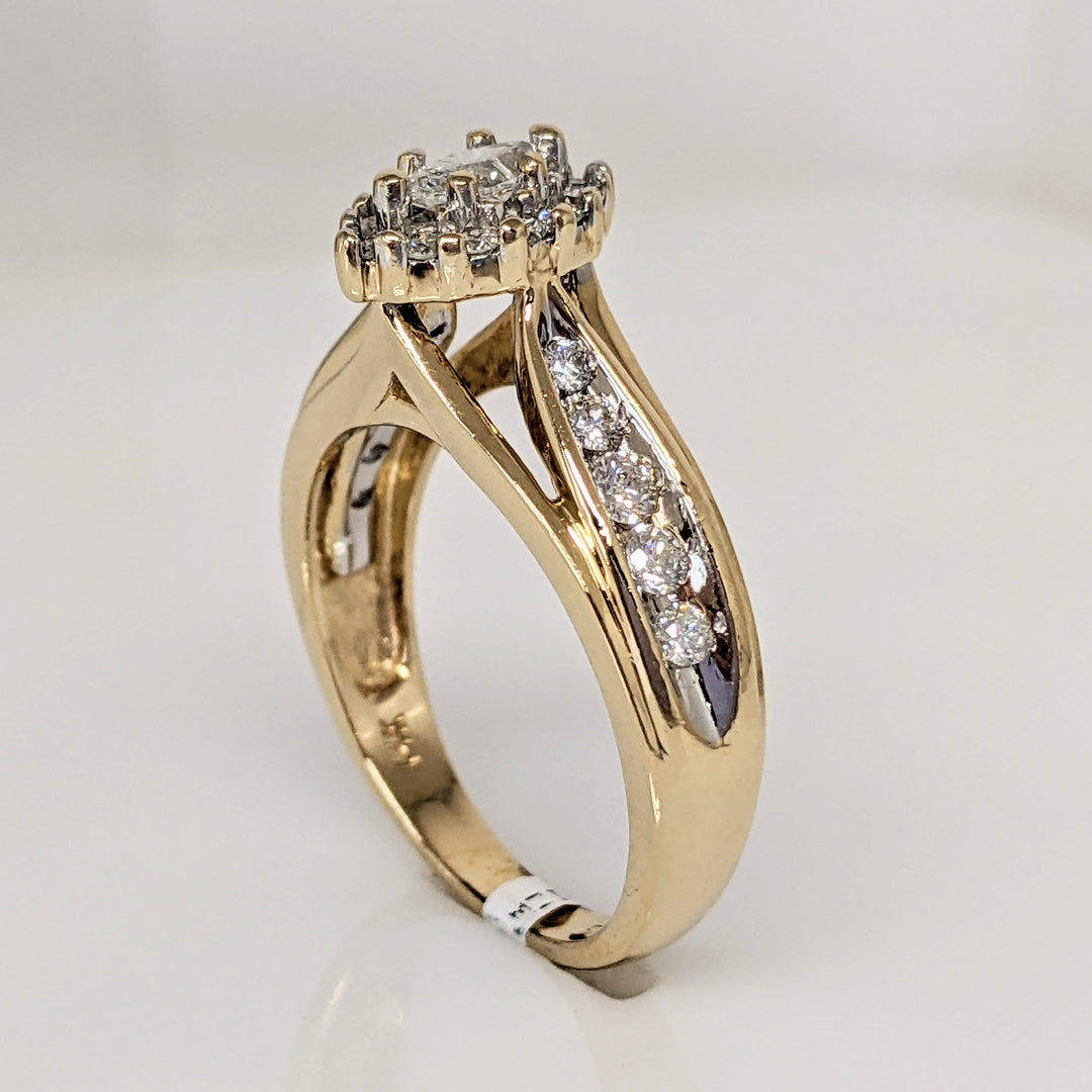 14K .66 CARAT TOTAL WEIGHT I1 H DIAMOND MARQUISE (1) ROUND (23) ESTATE RING 4.8 GRAMS