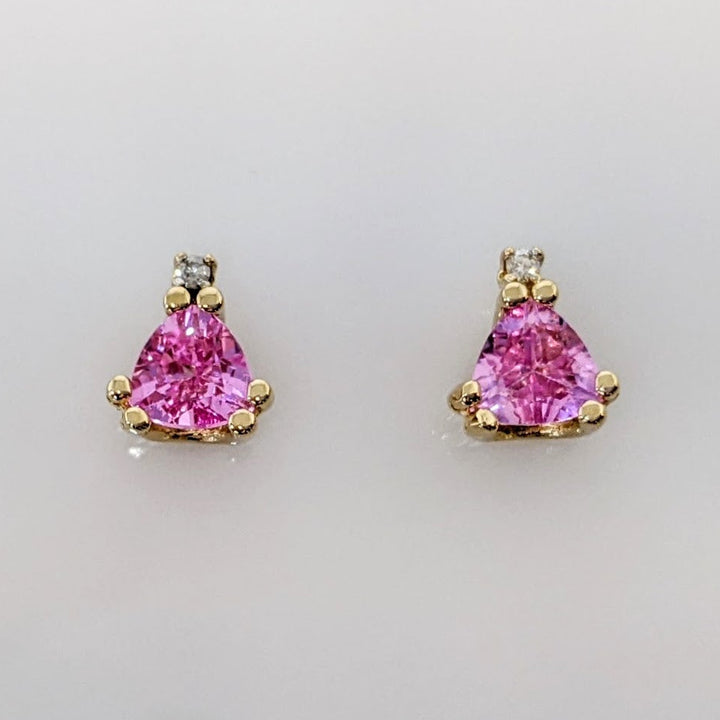 14K PINK SAPPHIRE TRILLION CUT 5X5 WITH (2) MELEE ESTATE STUD EARRINGS 1.2 GRAMS