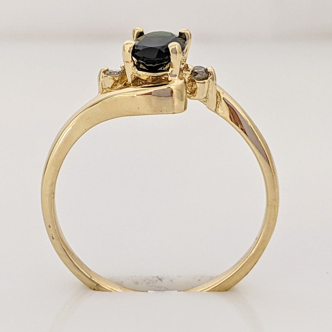 14K GREEN TOURMALINE OVAL 4X6 WITH (2) MELEE ESTATE RING 1.8 GRAMS