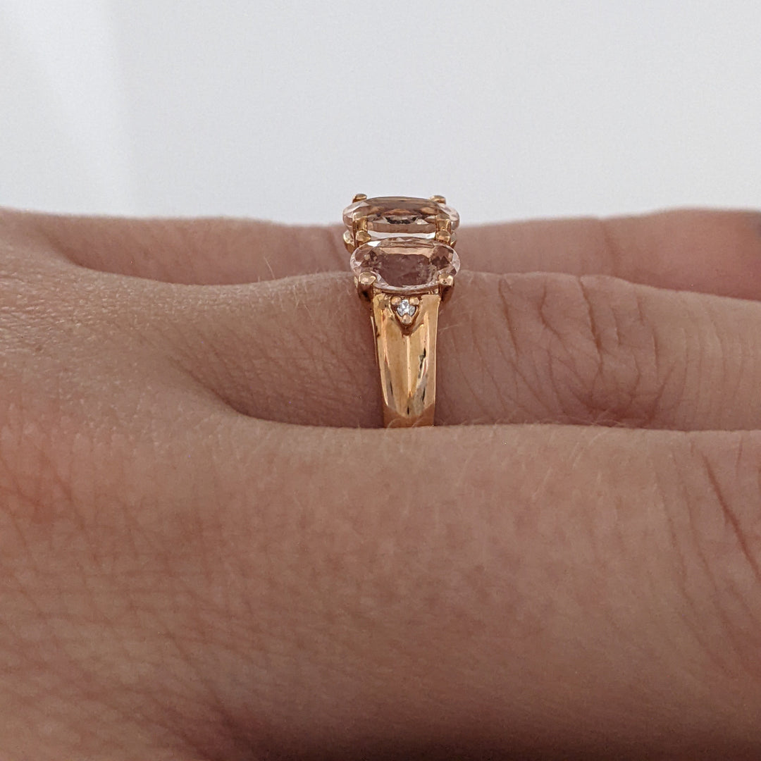 10K ROSE MORGANITE OVAL 7X5 (1) 4X6 (2) ESTATE RING 2.3 GRAMS