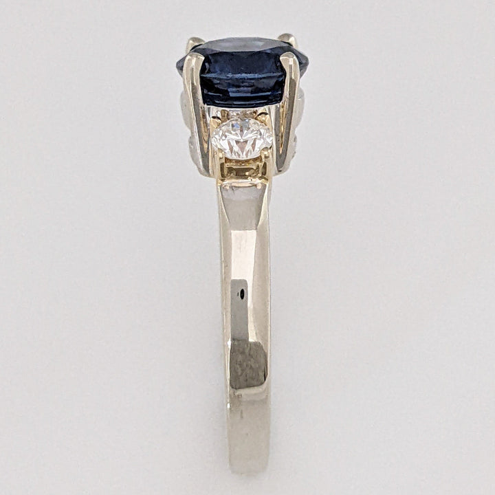 14K TWO-TONE LAB-CREATED SAPPHIIRE ROUND 7.5MM WITH .28 DIAMOND TOTAL WEIGHT ESTATE RING 4.7 GRAMS