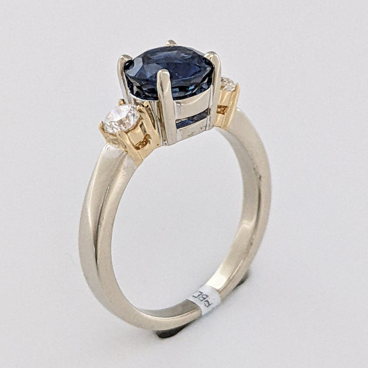14K TWO-TONE LAB-CREATED SAPPHIIRE ROUND 7.5MM WITH .28 DIAMOND TOTAL WEIGHT ESTATE RING 4.7 GRAMS