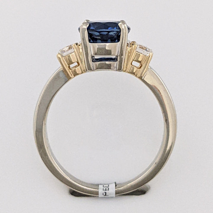 14K TWO-TONE LAB-CREATED SAPPHIIRE ROUND 7.5MM WITH .28 DIAMOND TOTAL WEIGHT ESTATE RING 4.7 GRAMS